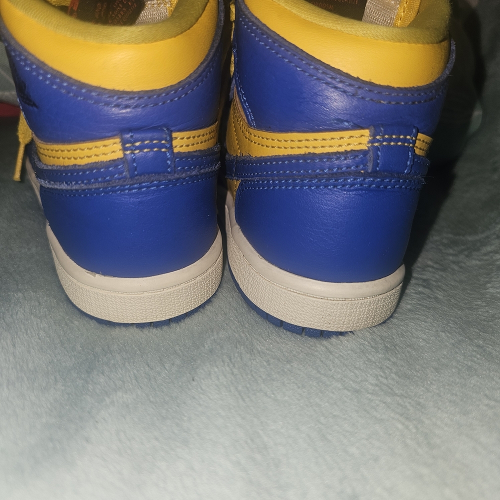 Jordan Kids Sneakers in Blue and Yellow - Picture 6 of 13